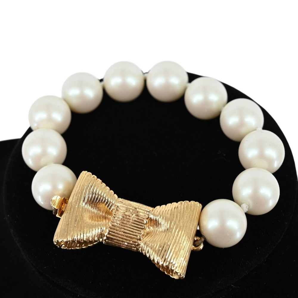 Kate Spade New York Faux Pearl Bracelet Gold Textured Bow Clasp Cream 8.5 Inch